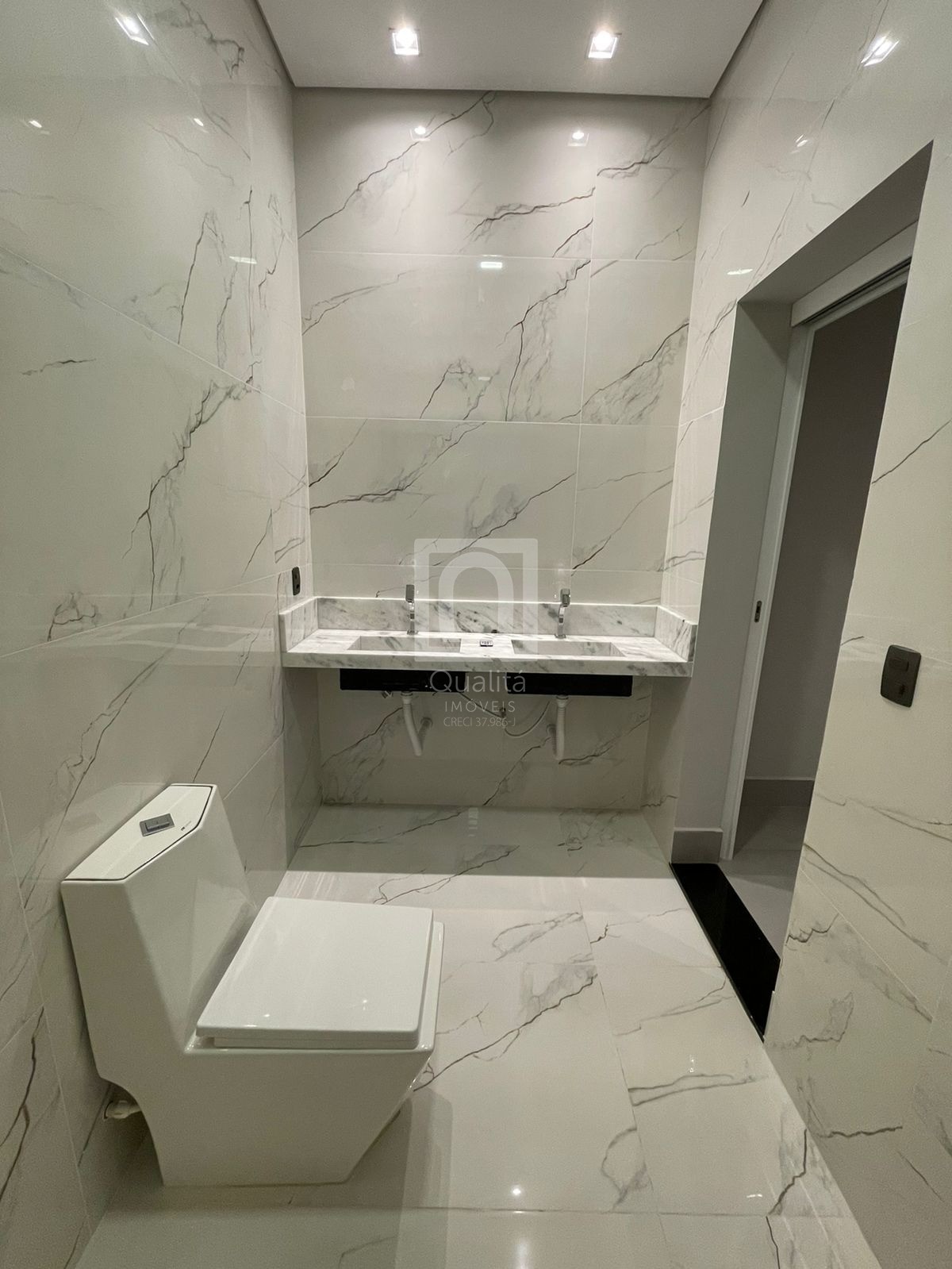 Casa de Condomínio à venda com 3 quartos, 450m² - Foto 14
