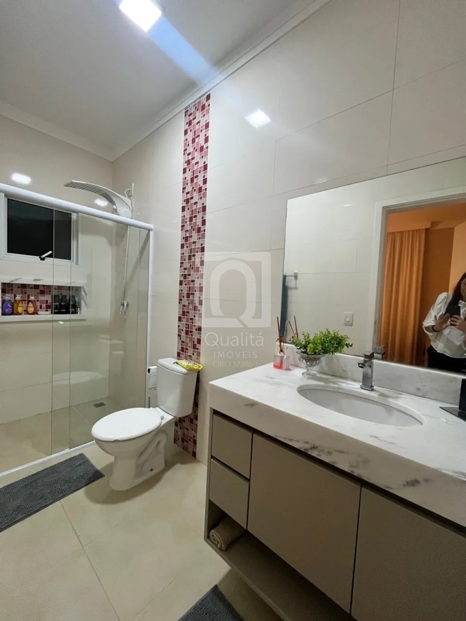 Casa de Condomínio à venda com 3 quartos, 250m² - Foto 15
