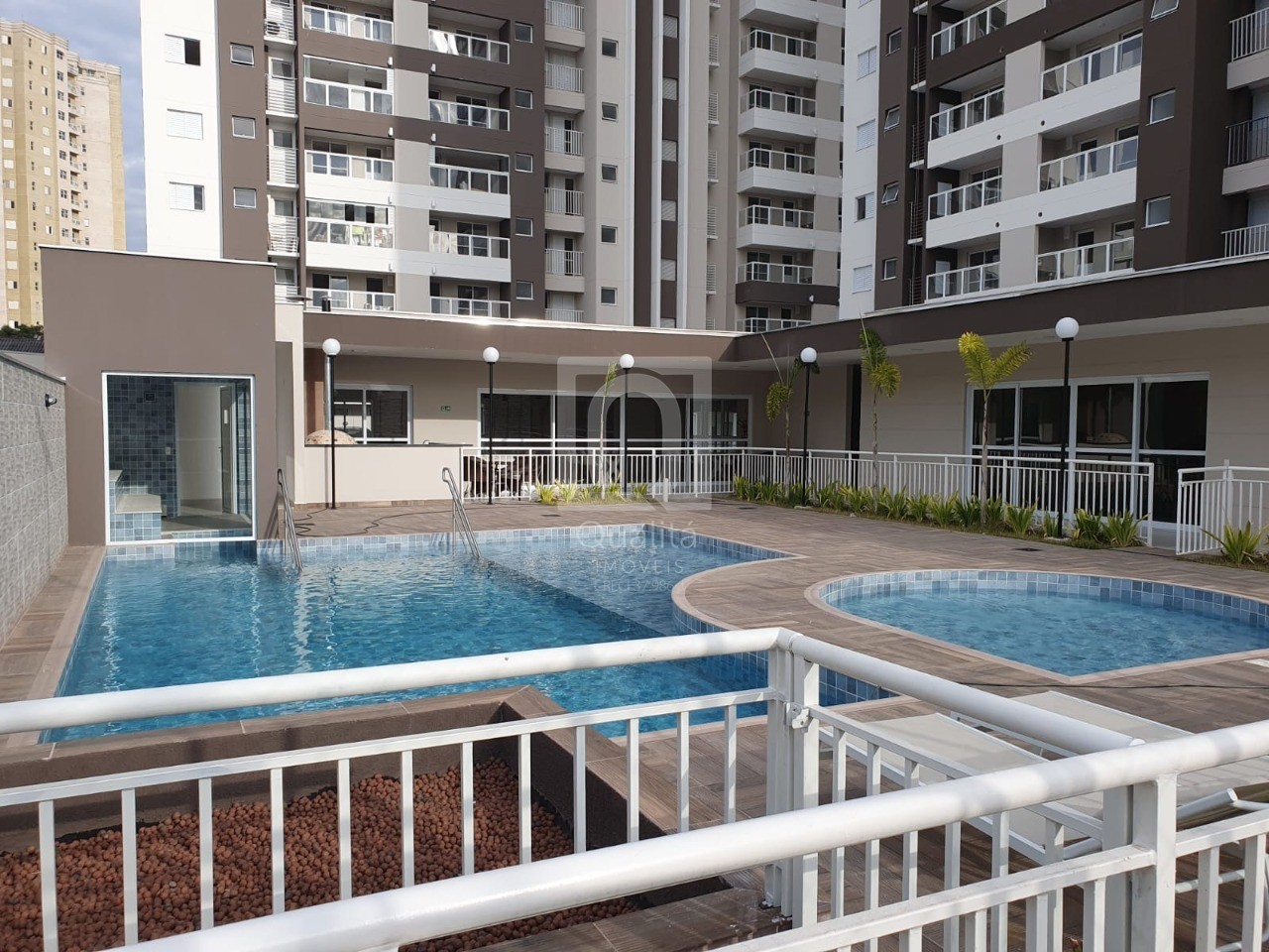 Apartamento à venda com 2 quartos, 61m² - Foto 13