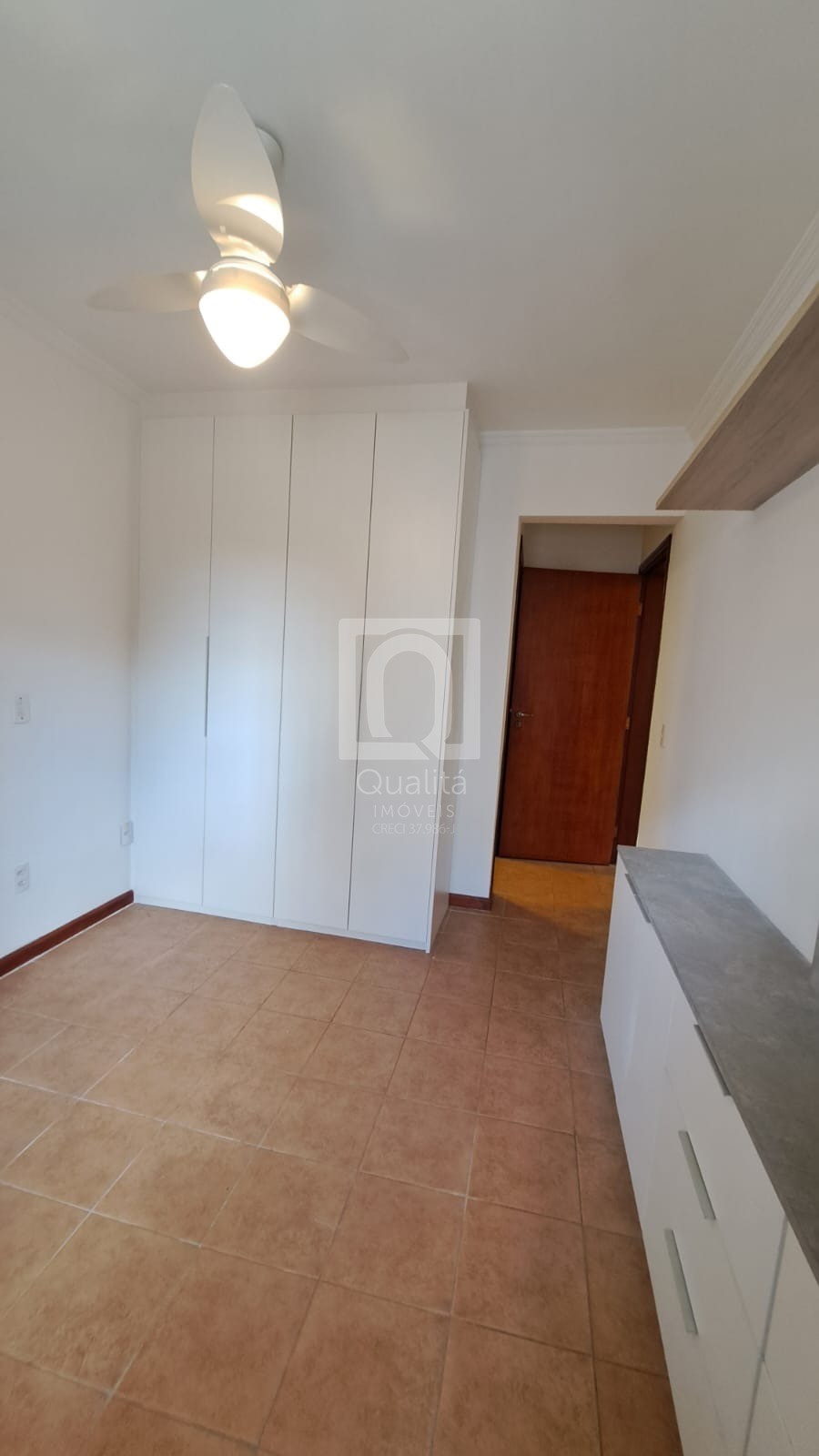 Apartamento à venda com 3 quartos, 61m² - Foto 11