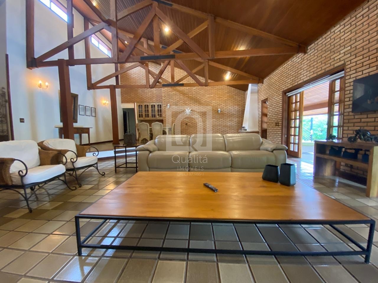 Casa de Condomínio à venda e aluguel com 4 quartos, 500m² - Foto 3