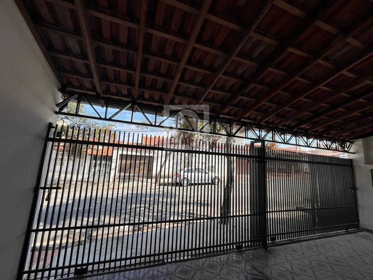 Casa à venda com 3 quartos, 200m² - Foto 13