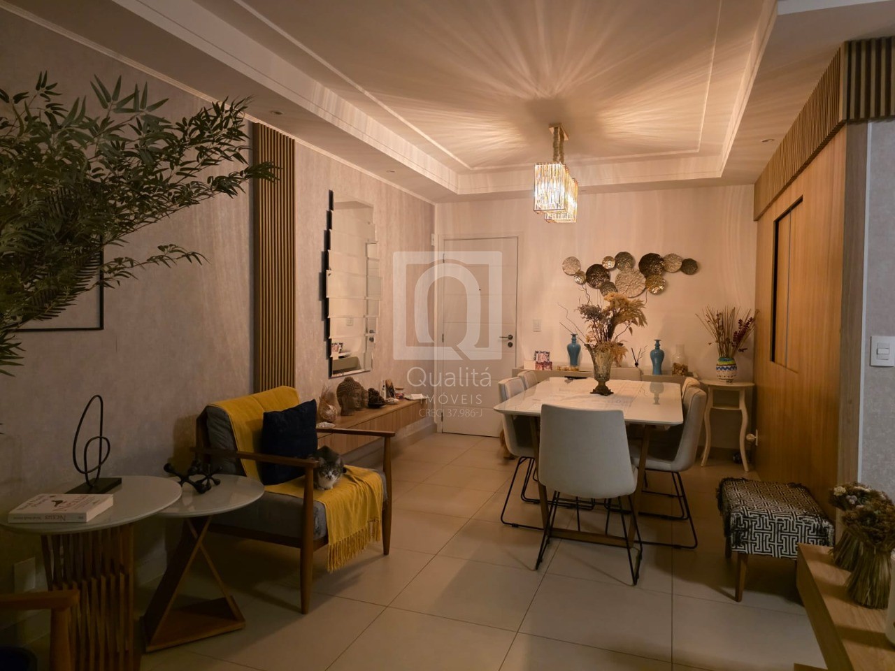 Apartamento à venda com 3 quartos, 134m² - Foto 3