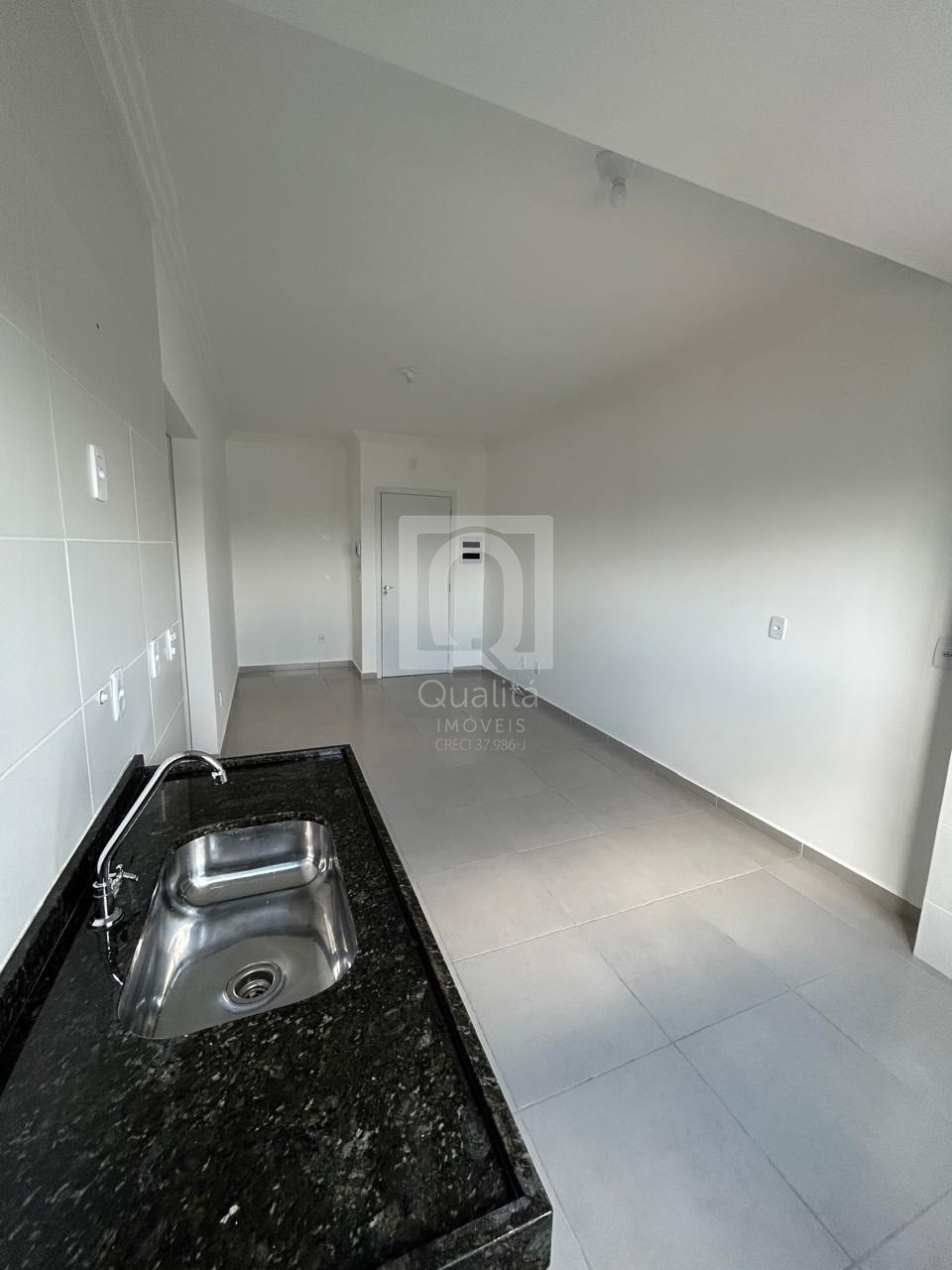 Apartamento à venda com 2 quartos, 46m² - Foto 4