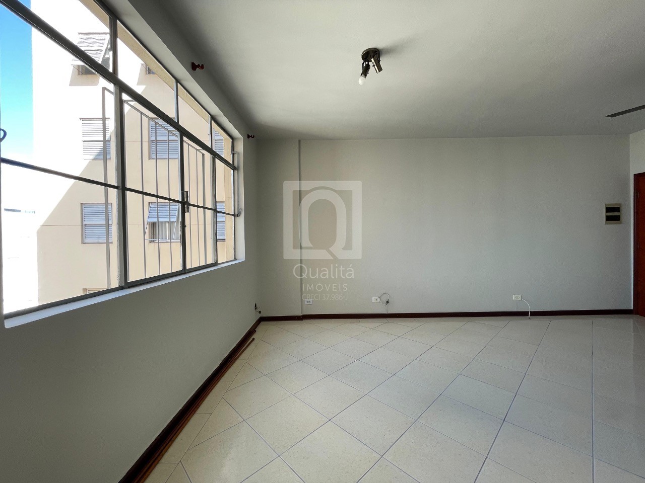 Apartamento à venda com 3 quartos, 116m² - Foto 5
