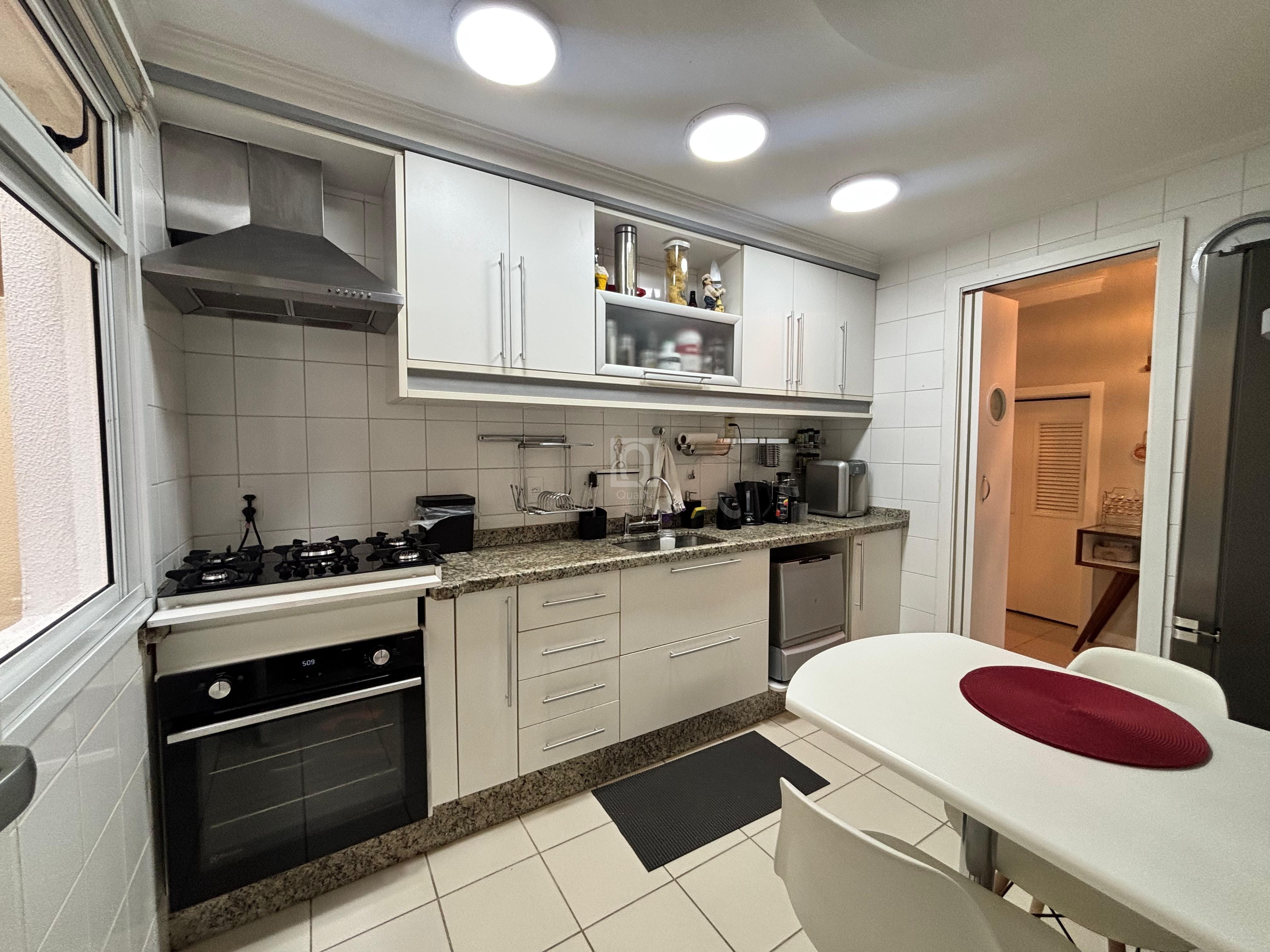 Casa de Condomínio à venda com 3 quartos, 210m² - Foto 16