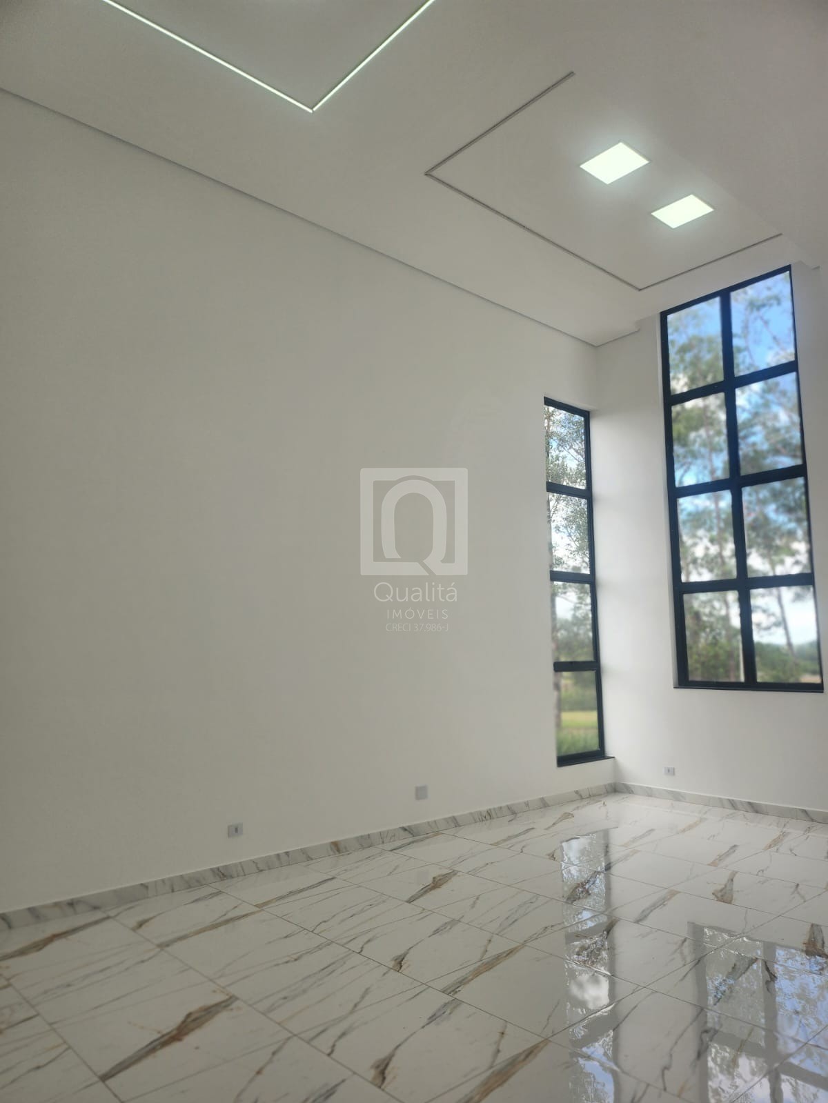 Casa de Condomínio à venda com 3 quartos, 461m² - Foto 3