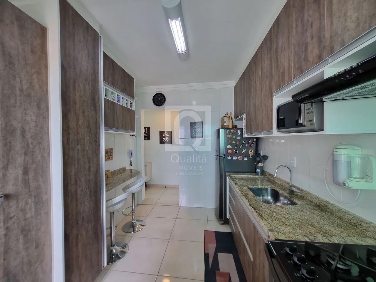 Apartamento à venda com 2 quartos, 65m² - Foto 8