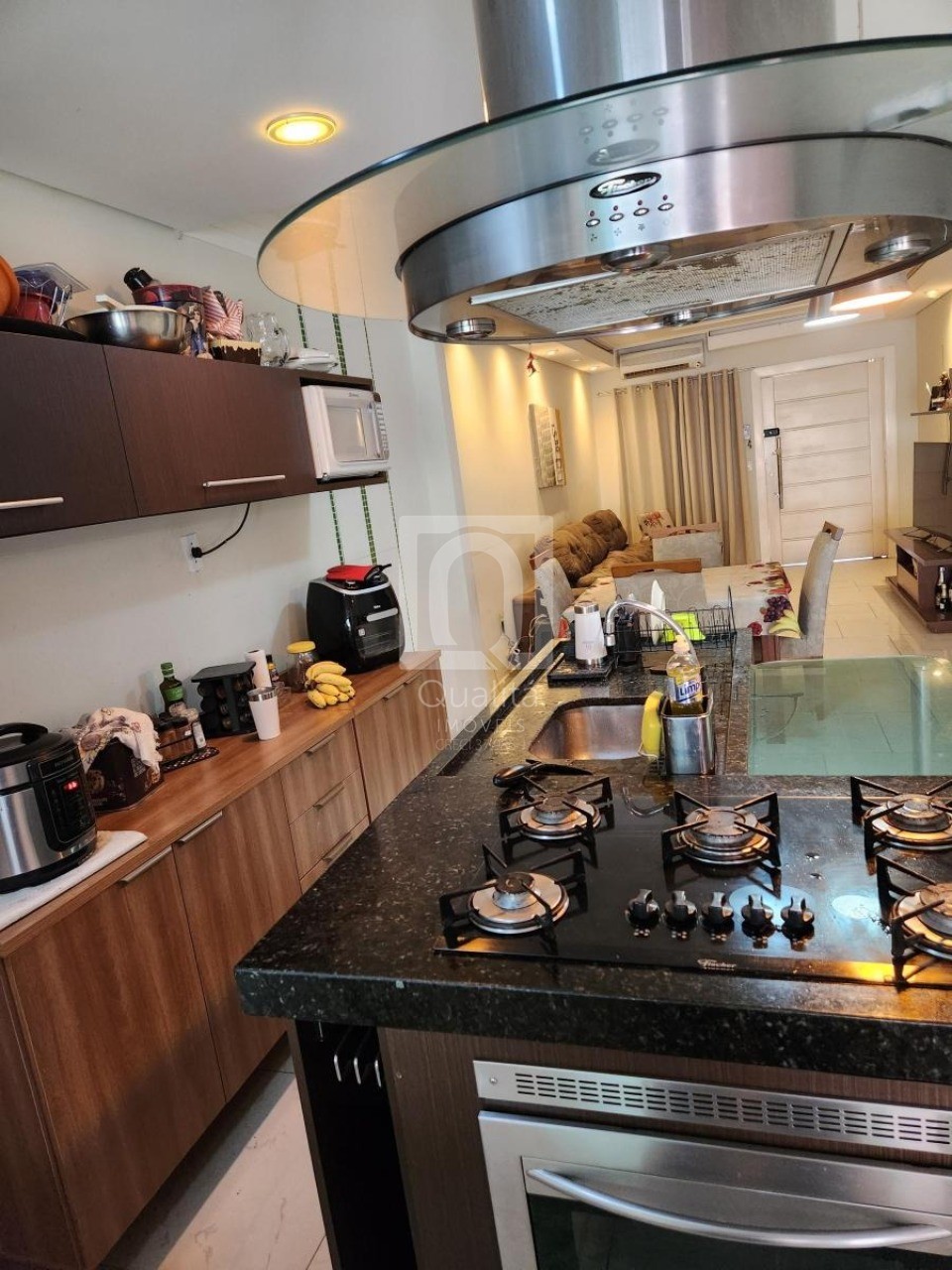 Casa à venda com 3 quartos, 216m² - Foto 4