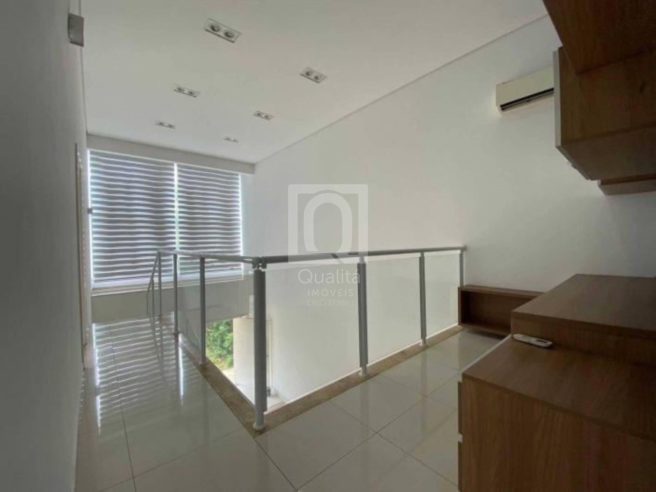Casa de Condomínio à venda com 3 quartos, 260m² - Foto 3