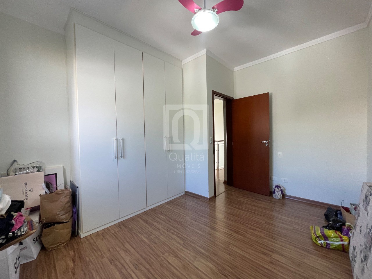 Casa de Condomínio à venda com 3 quartos, 248m² - Foto 22
