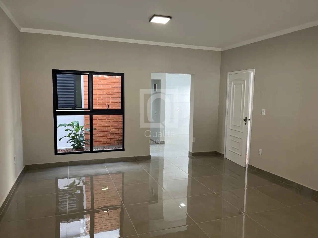 Casa à venda com 3 quartos, 200m² - Foto 4