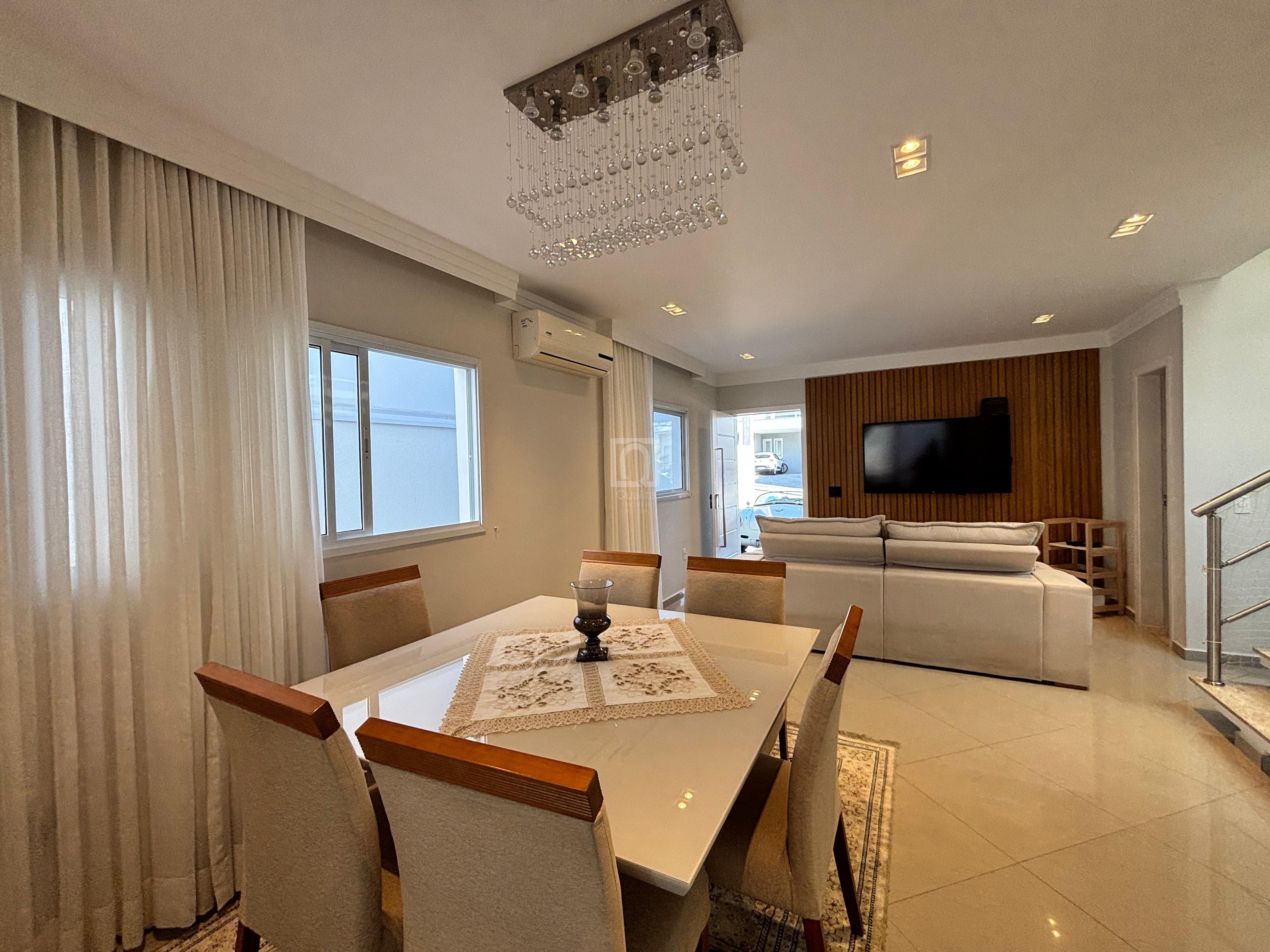Casa de Condomínio à venda com 3 quartos, 200m² - Foto 3