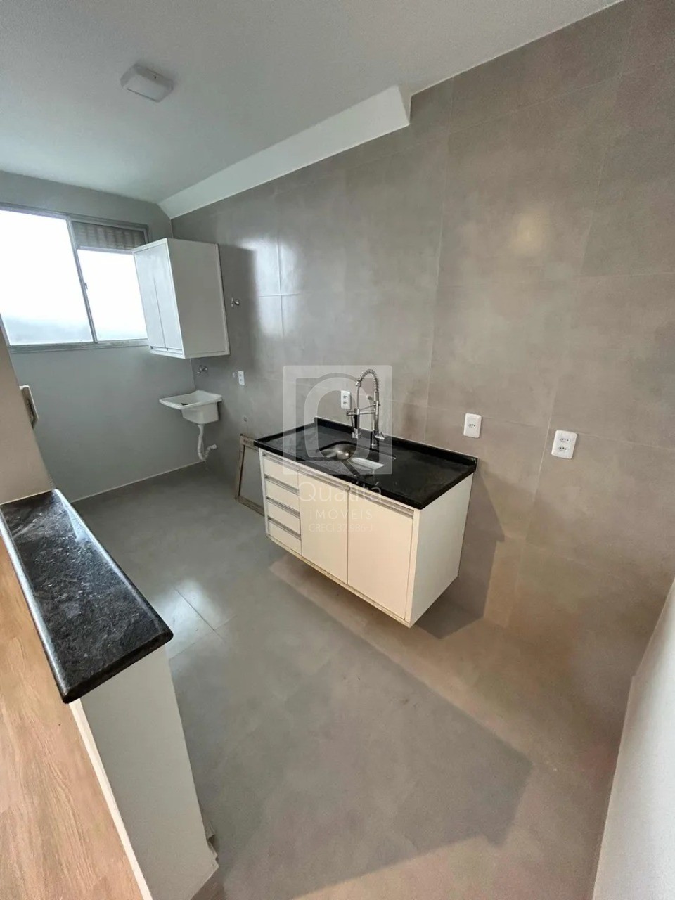 Apartamento à venda com 2 quartos, 48m² - Foto 2