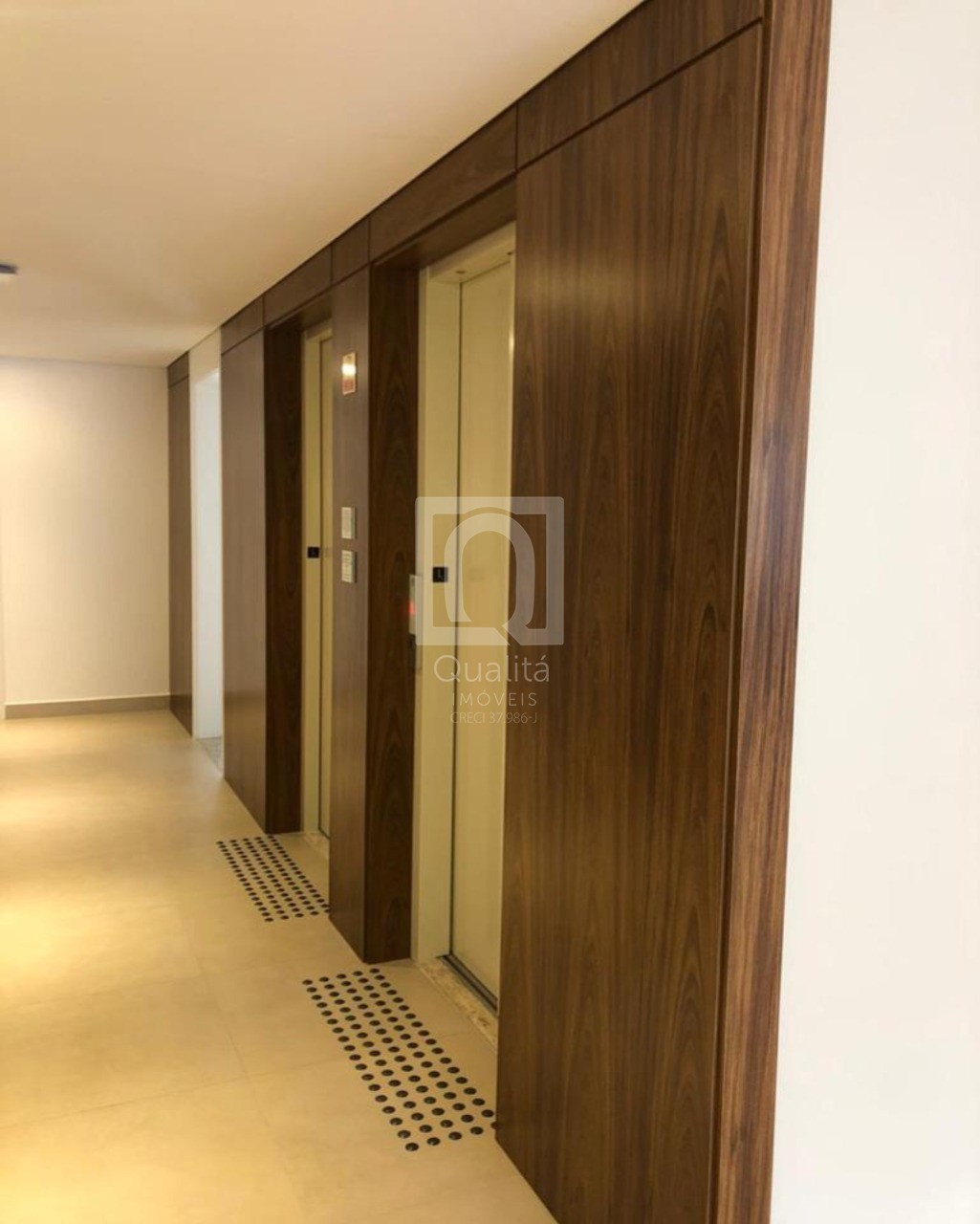 Apartamento à venda com 3 quartos, 134m² - Foto 28