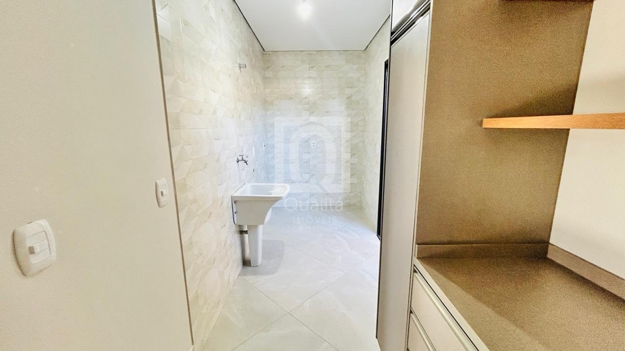 Casa de Condomínio à venda com 4 quartos, 225m² - Foto 11