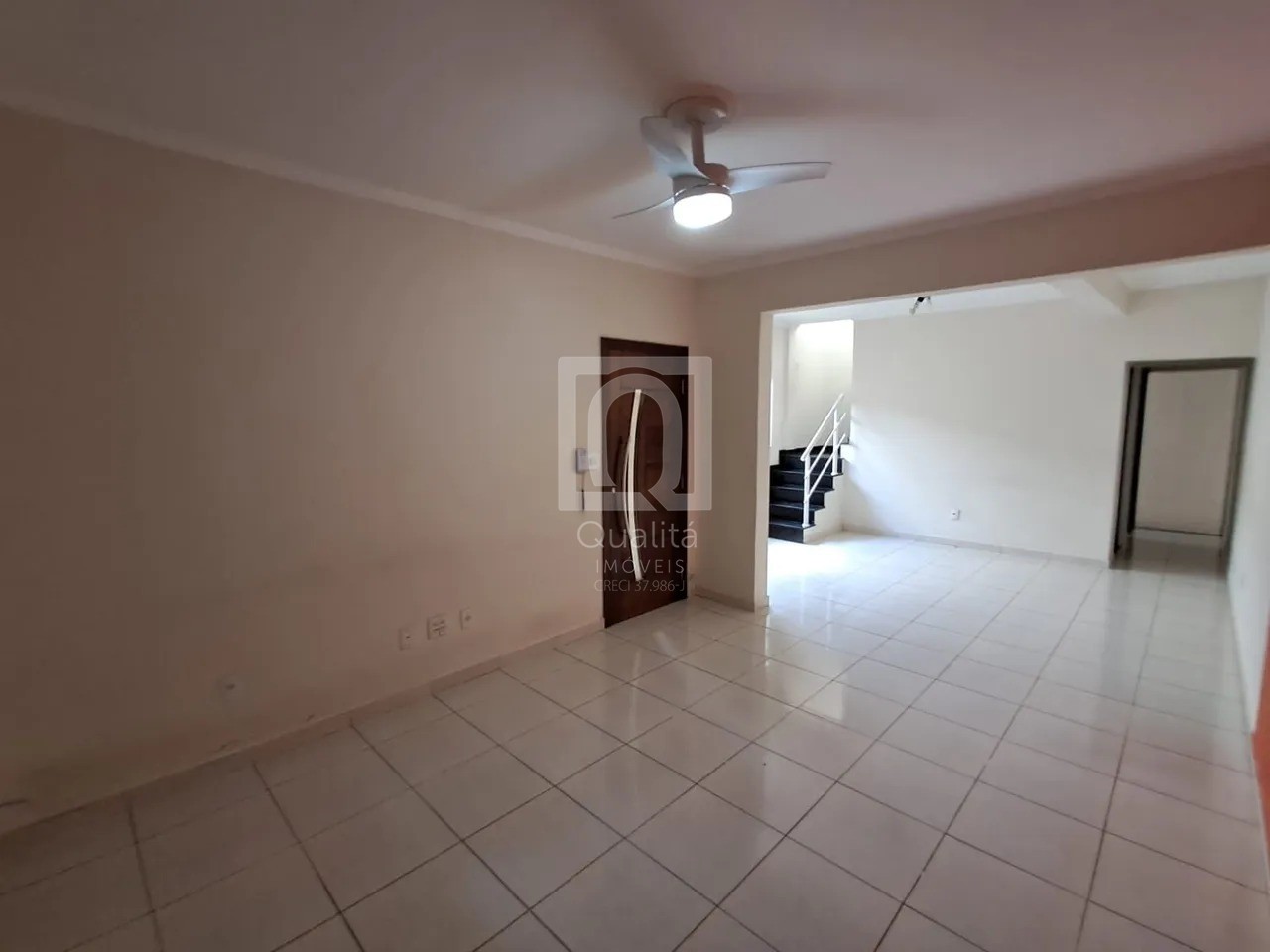 Sobrado à venda com 4 quartos, 150m² - Foto 4