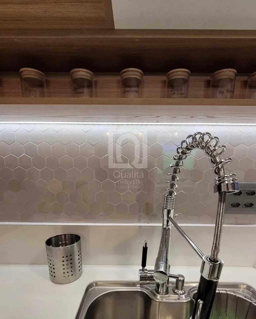 Apartamento à venda com 3 quartos, 67m² - Foto 7