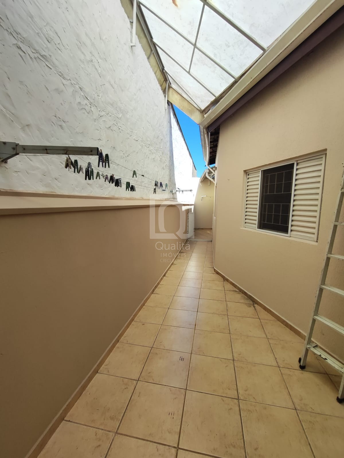 Casa à venda com 3 quartos, 219m² - Foto 18