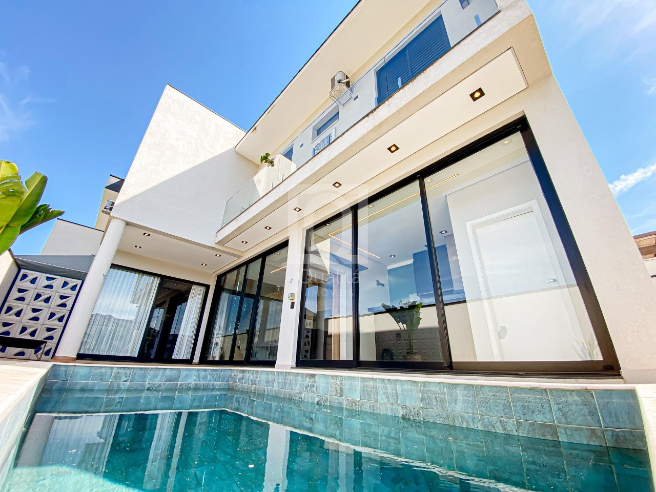 Casa de Condomínio à venda com 3 quartos, 226m² - Foto 17