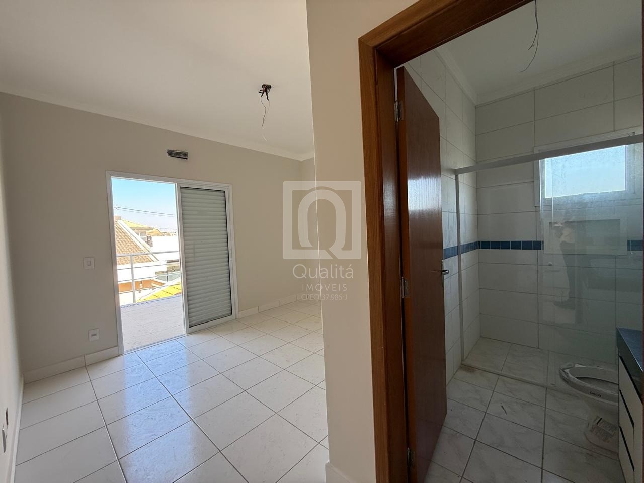 Casa de Condomínio para alugar com 3 quartos, 300m² - Foto 4