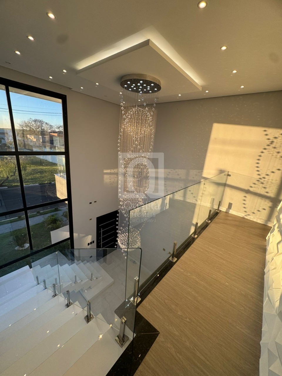 Casa de Condomínio à venda com 3 quartos, 305m² - Foto 3