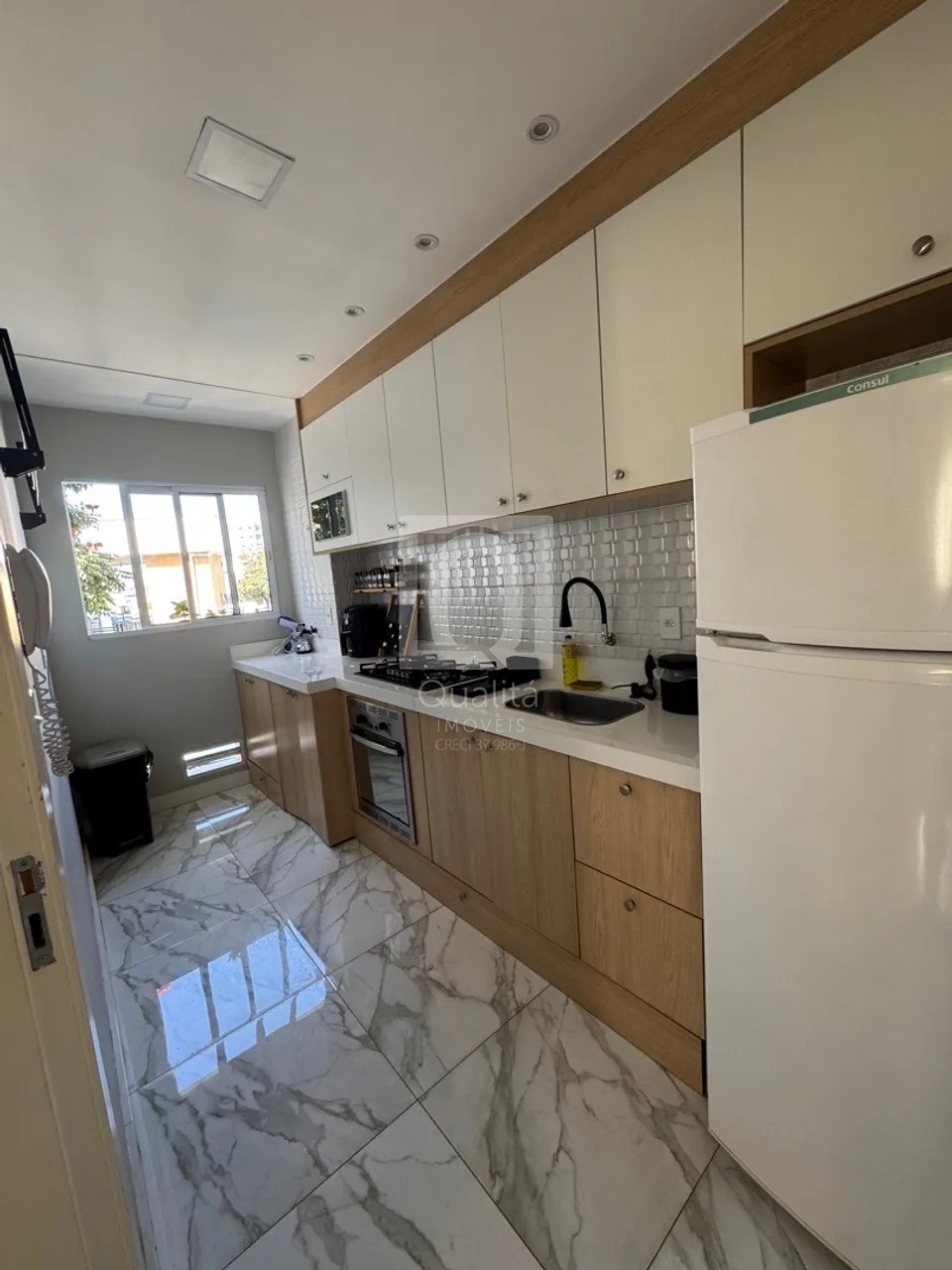 Apartamento à venda com 2 quartos, 53m² - Foto 3
