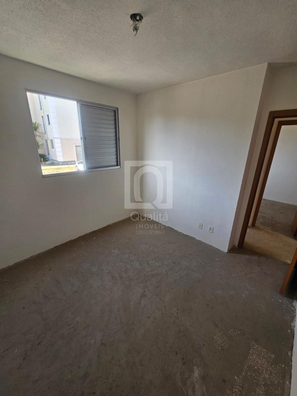 Apartamento à venda com 2 quartos, 43m² - Foto 4