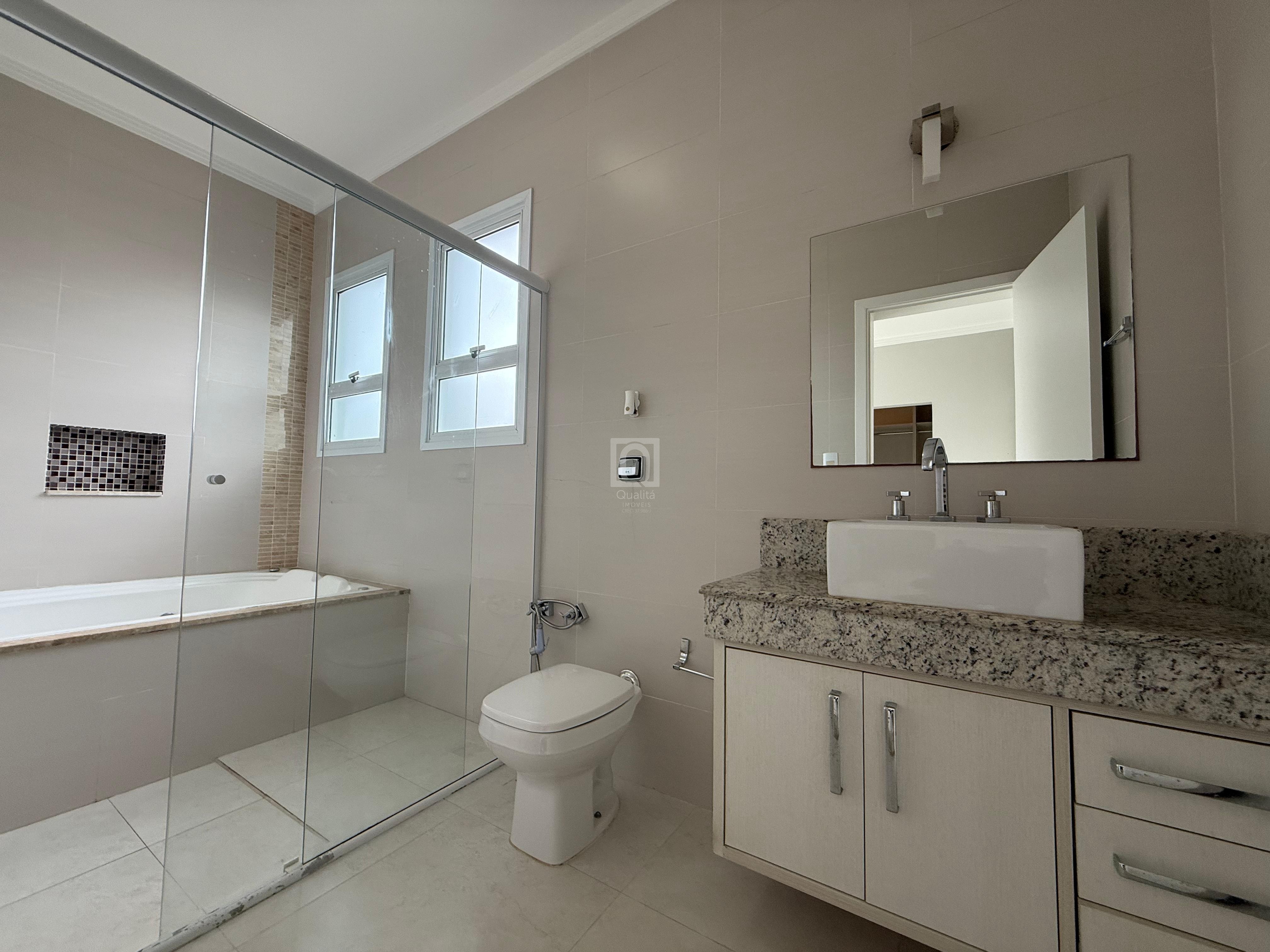 Casa de Condomínio para alugar com 3 quartos, 300m² - Foto 16