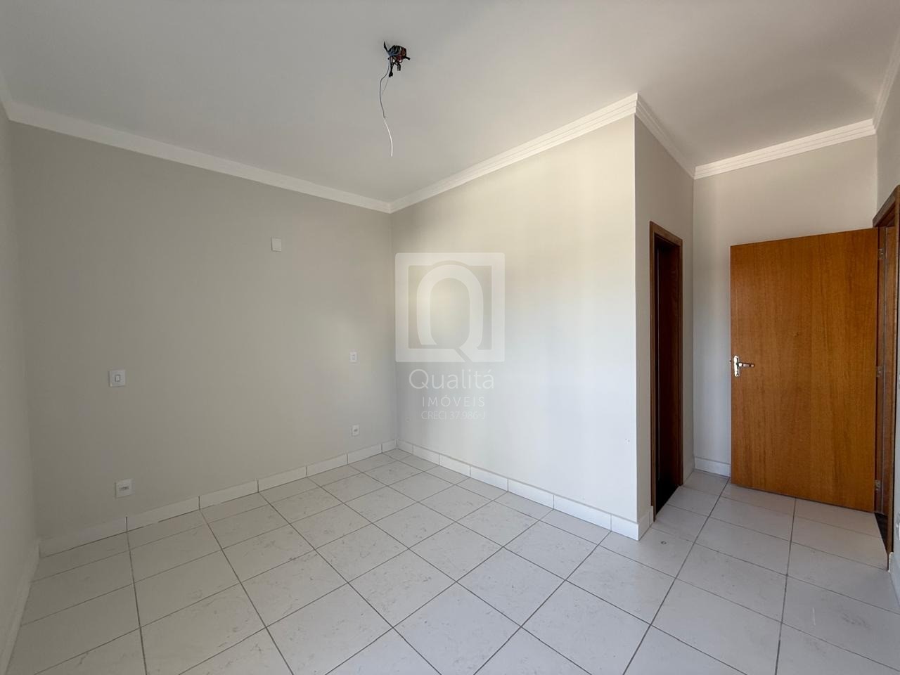Casa de Condomínio para alugar com 3 quartos, 300m² - Foto 11