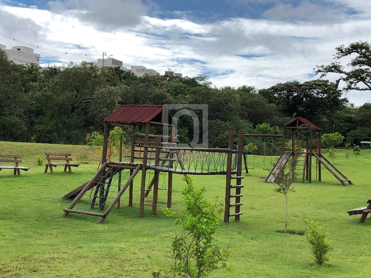 Casa de Condomínio para alugar com 3 quartos, 250m² - Foto 21