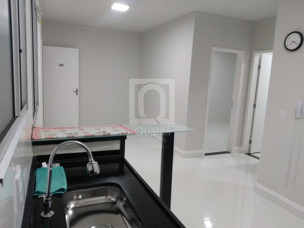 Apartamento à venda com 2 quartos, 44m² - Foto 1