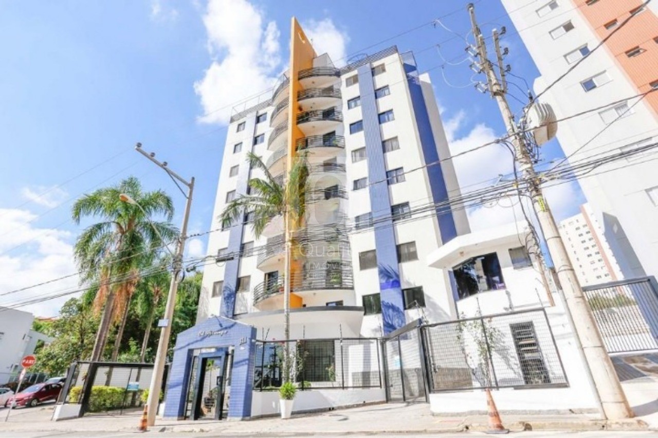 Apartamento à venda com 3 quartos, 132m² - Foto 1