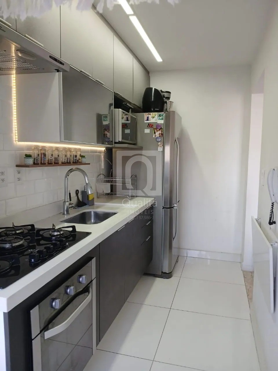 Apartamento à venda com 2 quartos, 52m² - Foto 3