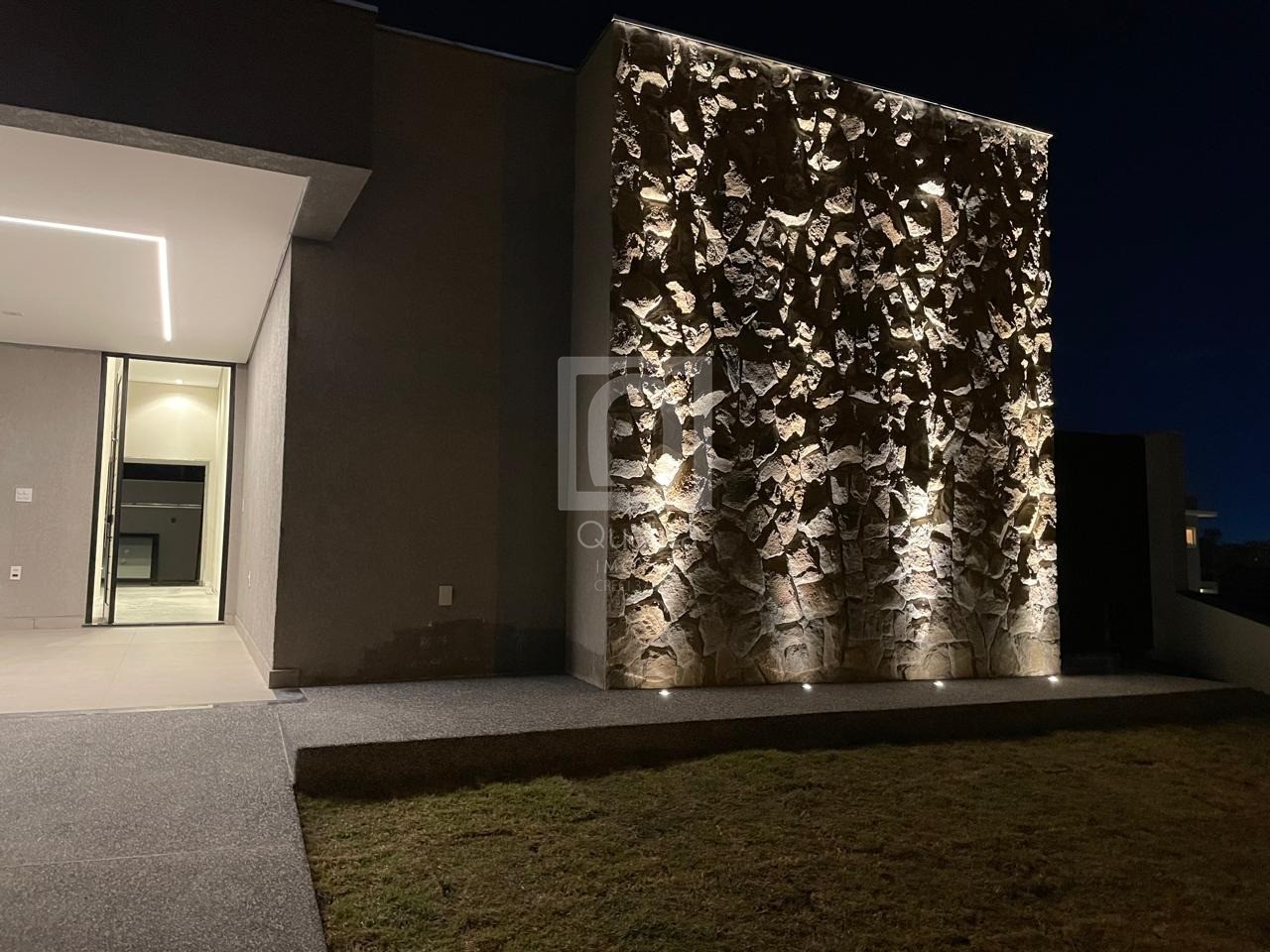 Casa de Condomínio à venda com 3 quartos, 250m² - Foto 21