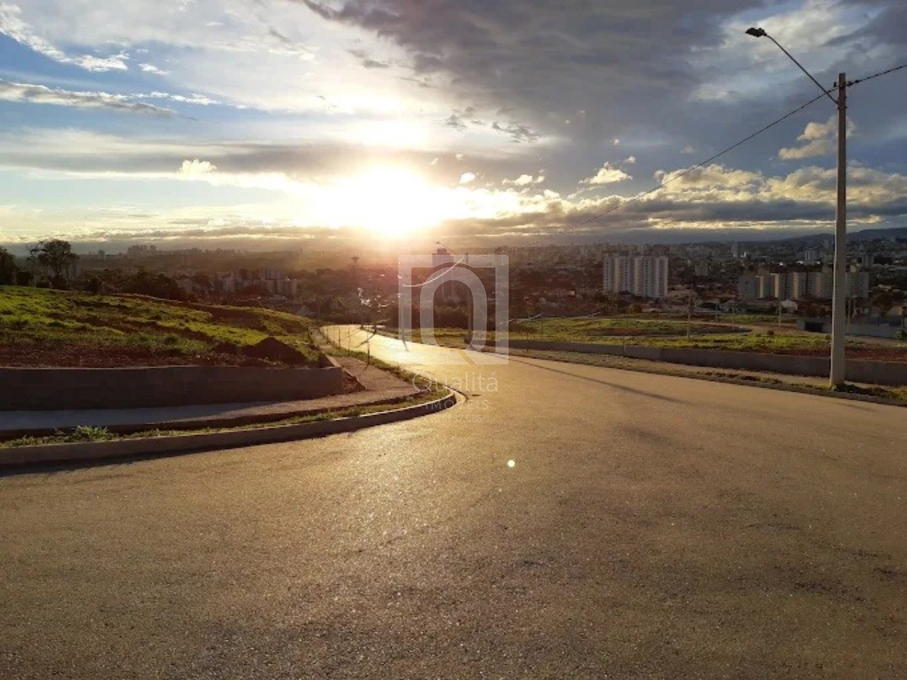 Terreno, 451 m² - Foto 1