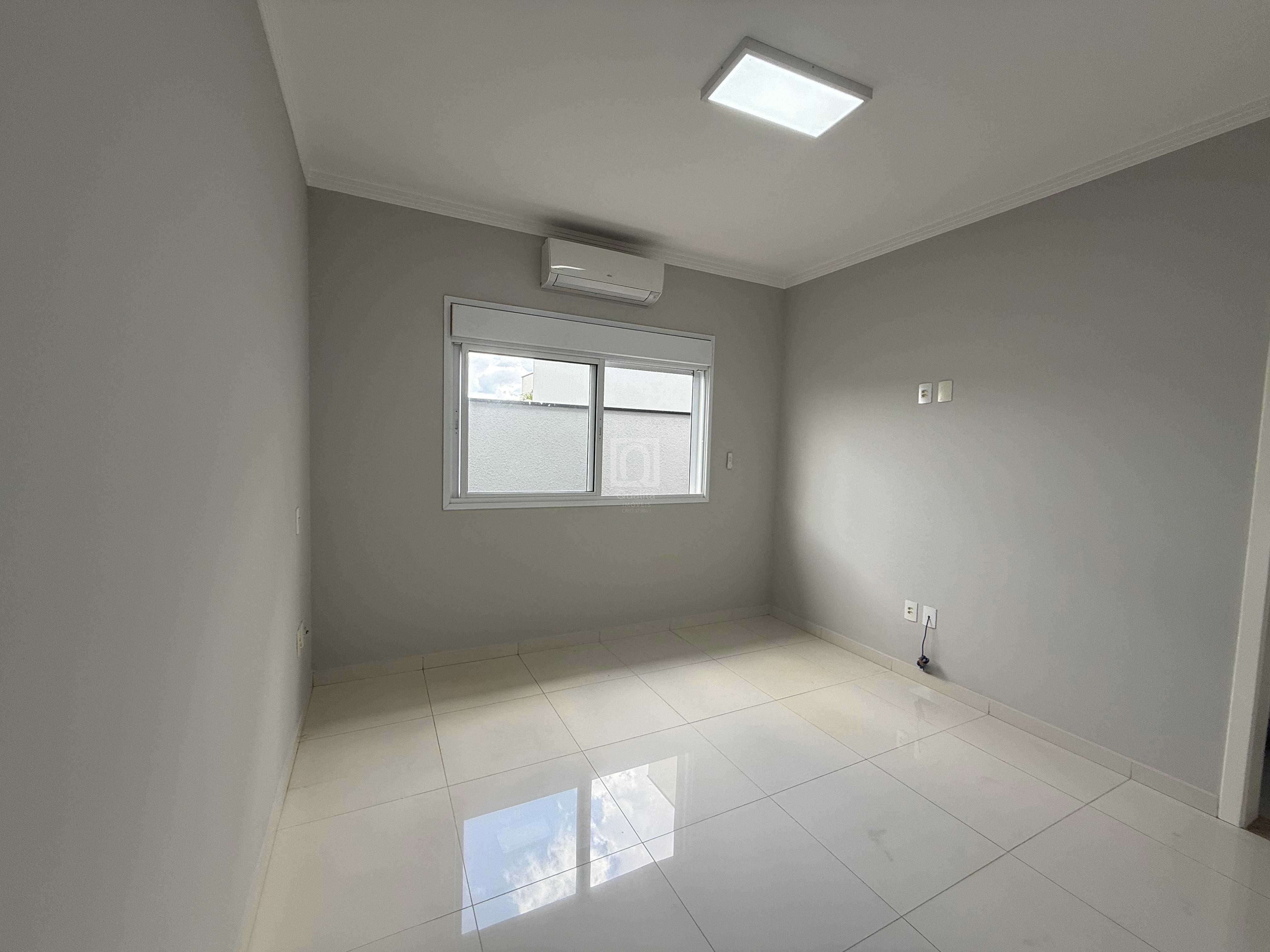 Casa de Condomínio para alugar com 3 quartos, 300m² - Foto 15