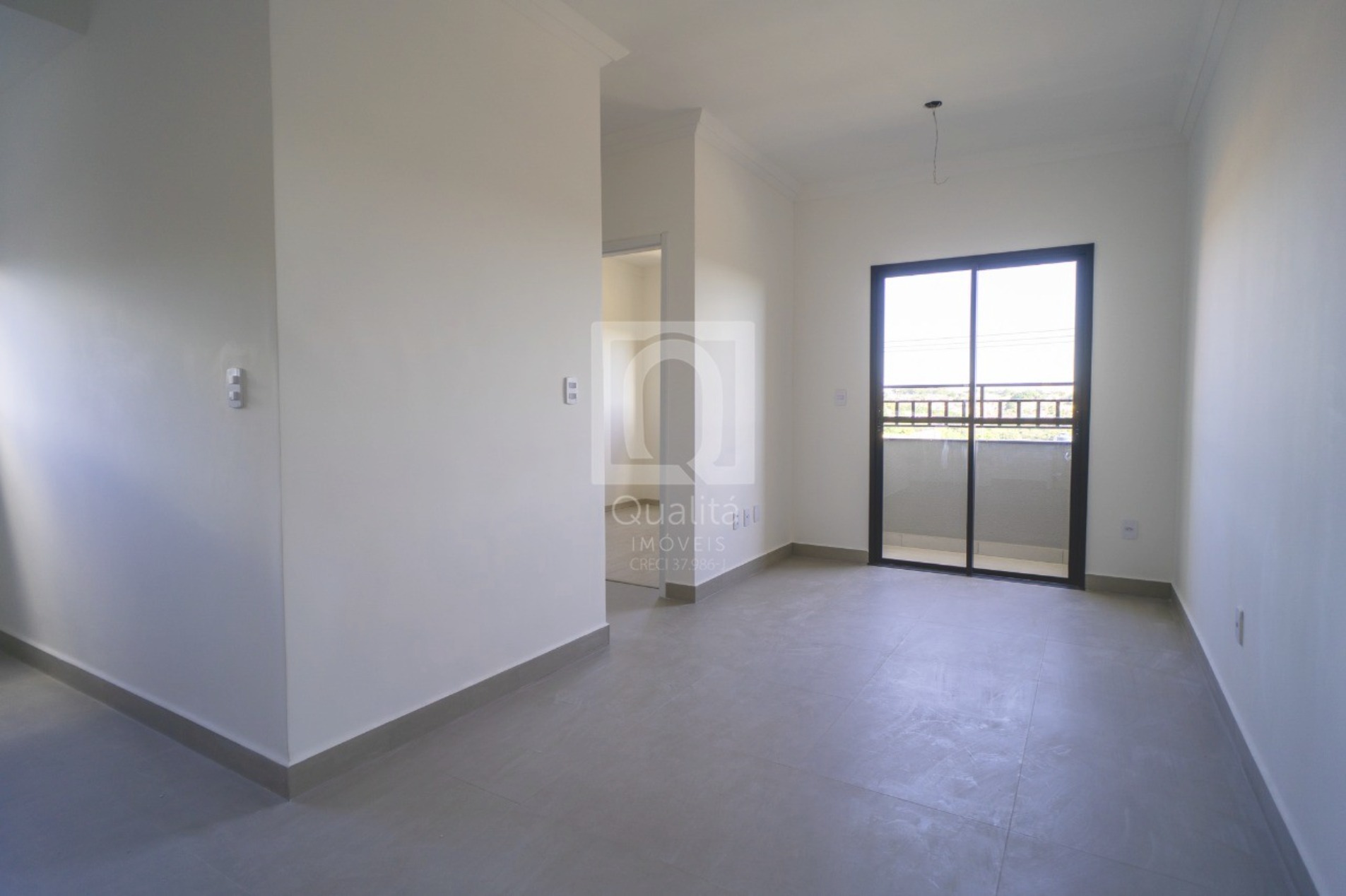 Apartamento à venda com 2 quartos, 45m² - Foto 1