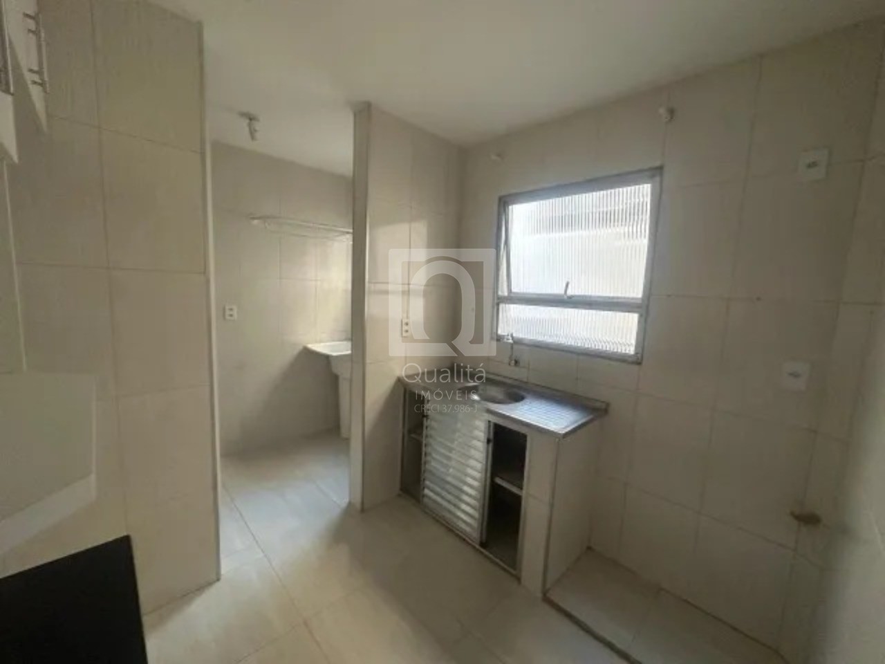 Apartamento à venda com 2 quartos, 57m² - Foto 2