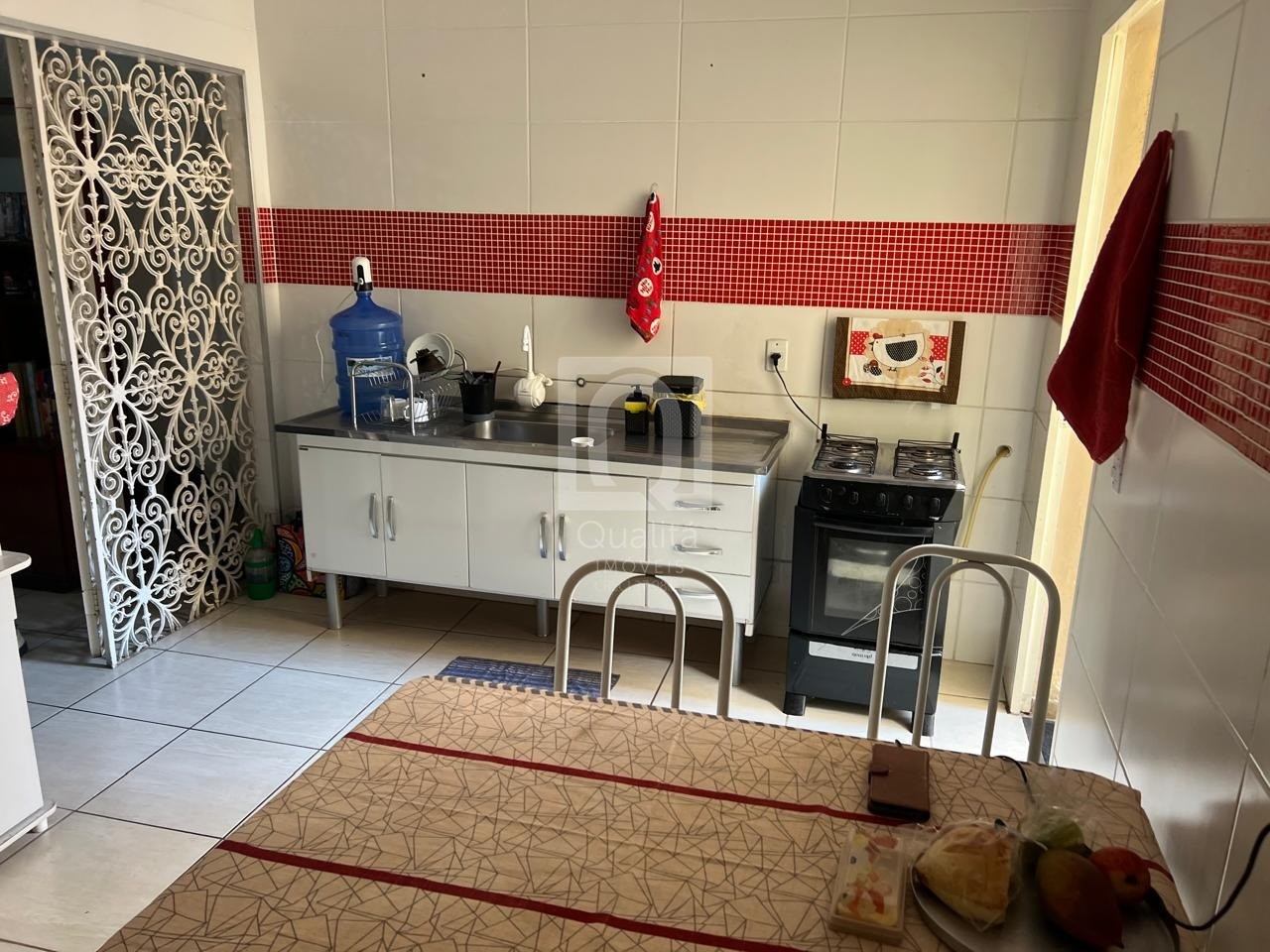 Sobrado à venda com 3 quartos, 150m² - Foto 1