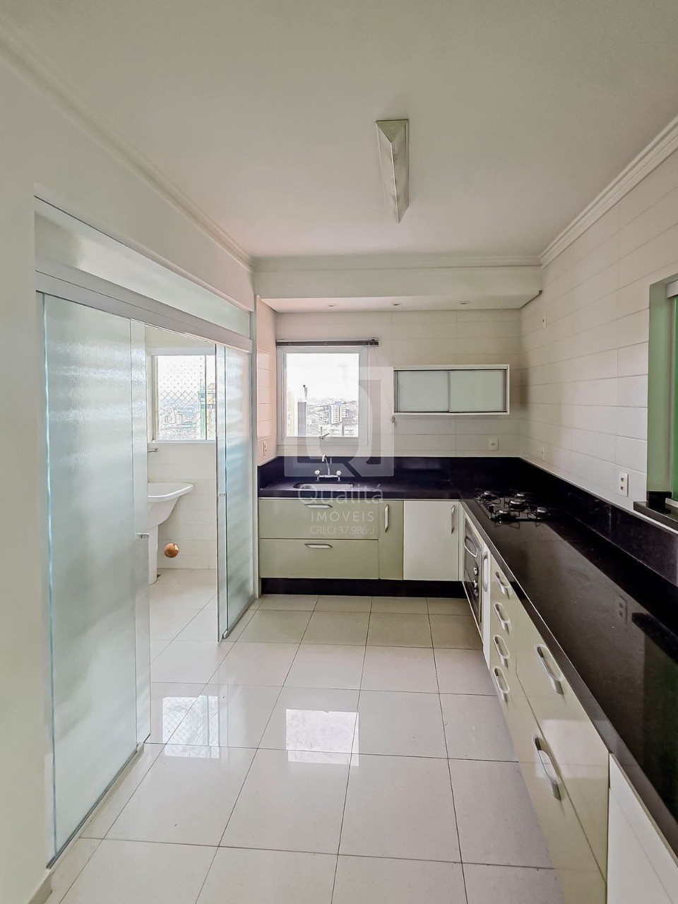 Apartamento à venda com 3 quartos, 101m² - Foto 7