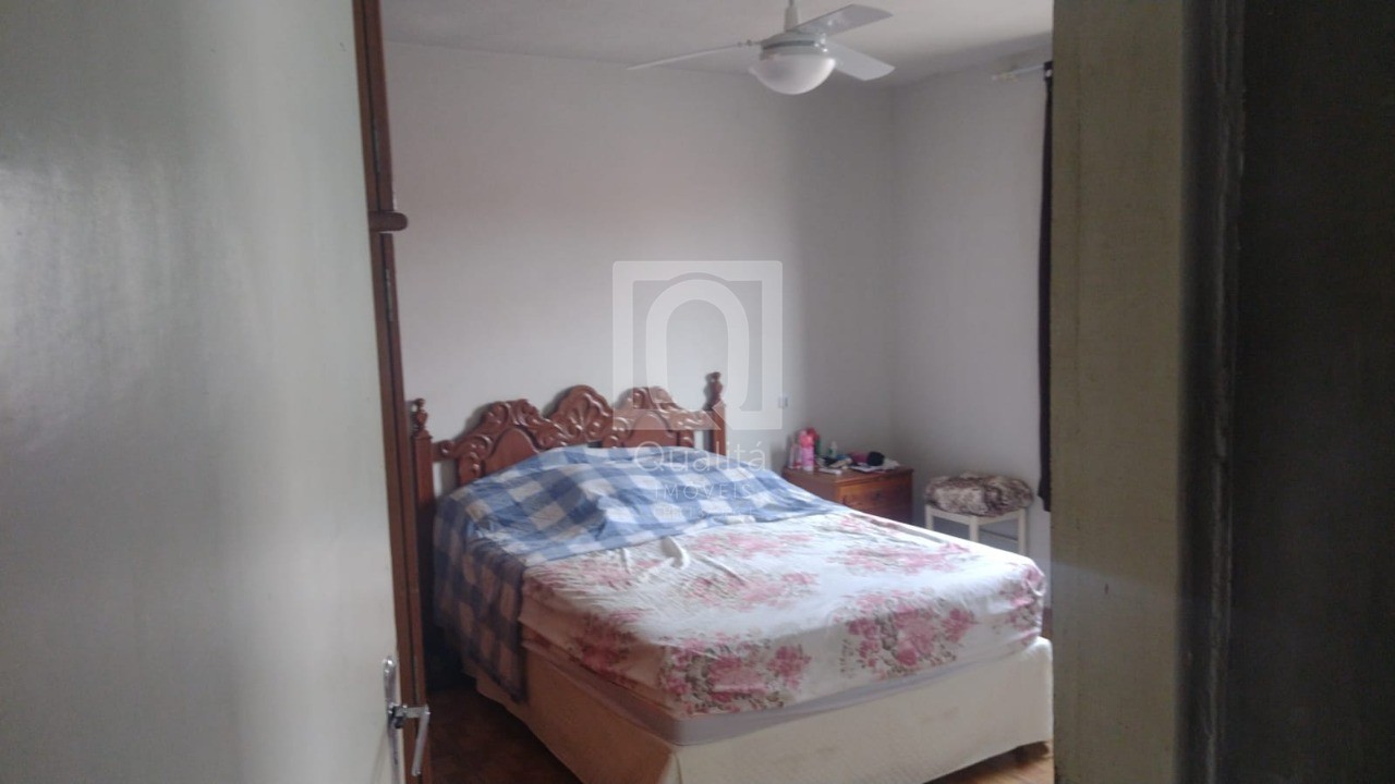 Casa à venda com 2 quartos, 202m² - Foto 4