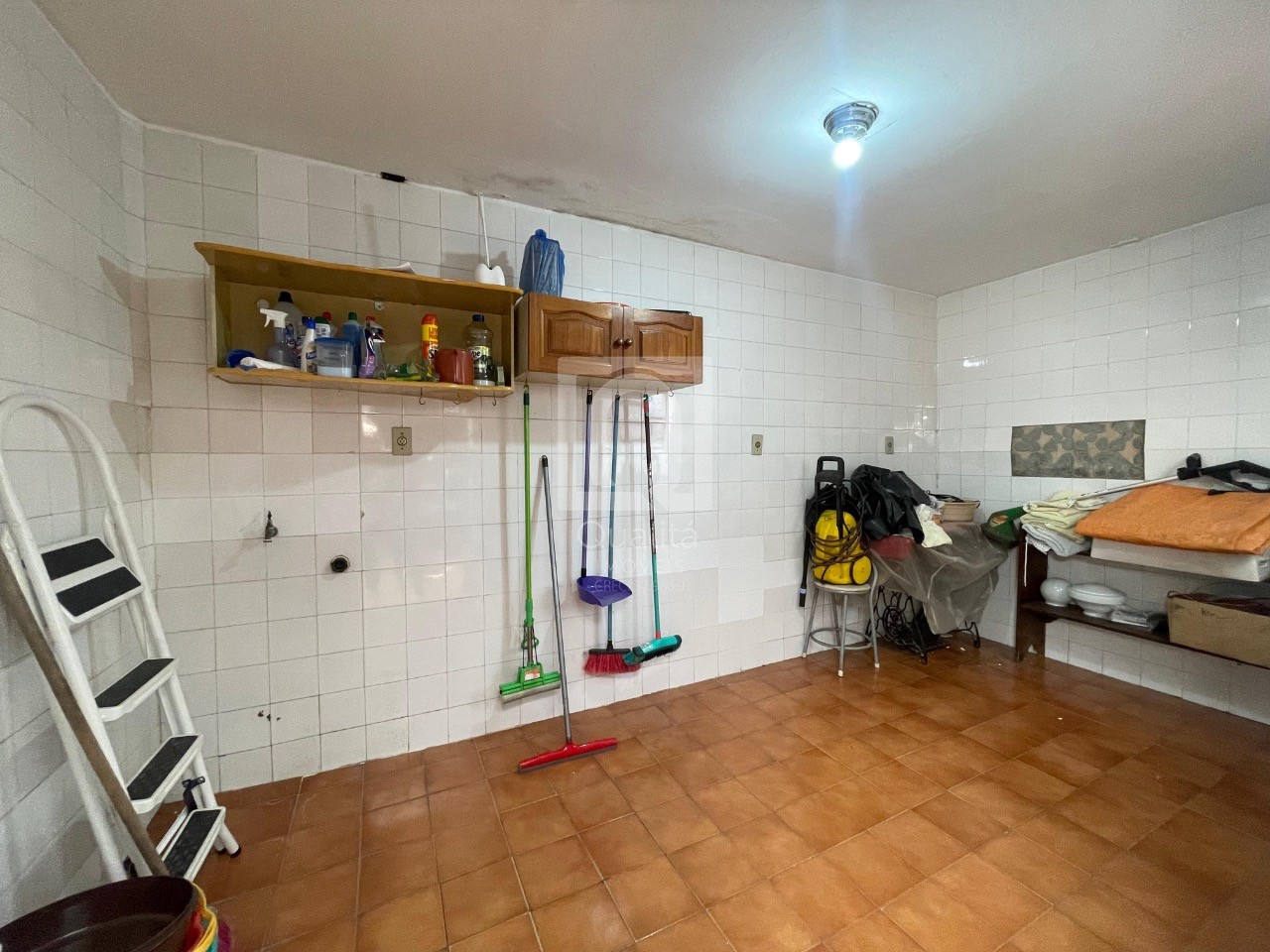 Prédio Inteiro à venda com 3 quartos, 300m² - Foto 35