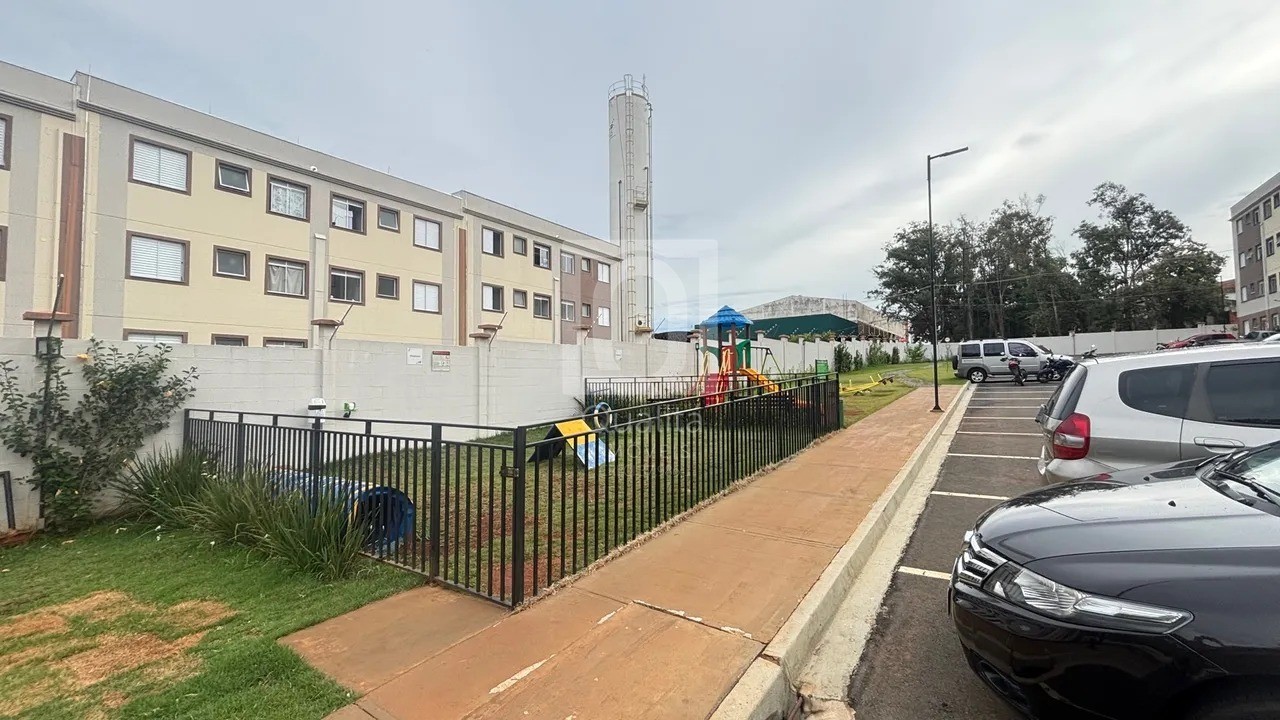 Apartamento à venda com 2 quartos, 42m² - Foto 18