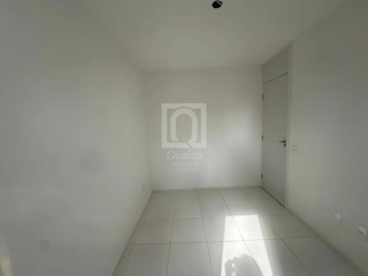 Apartamento à venda com 2 quartos, 40m² - Foto 5