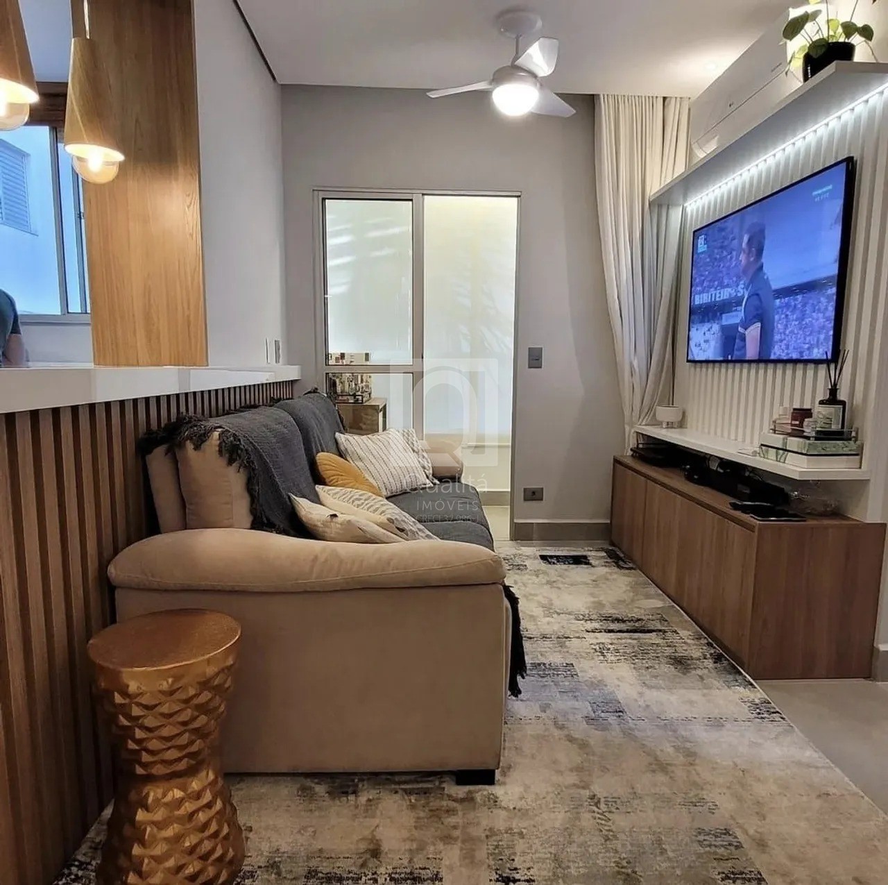Apartamento à venda com 3 quartos, 67m² - Foto 1