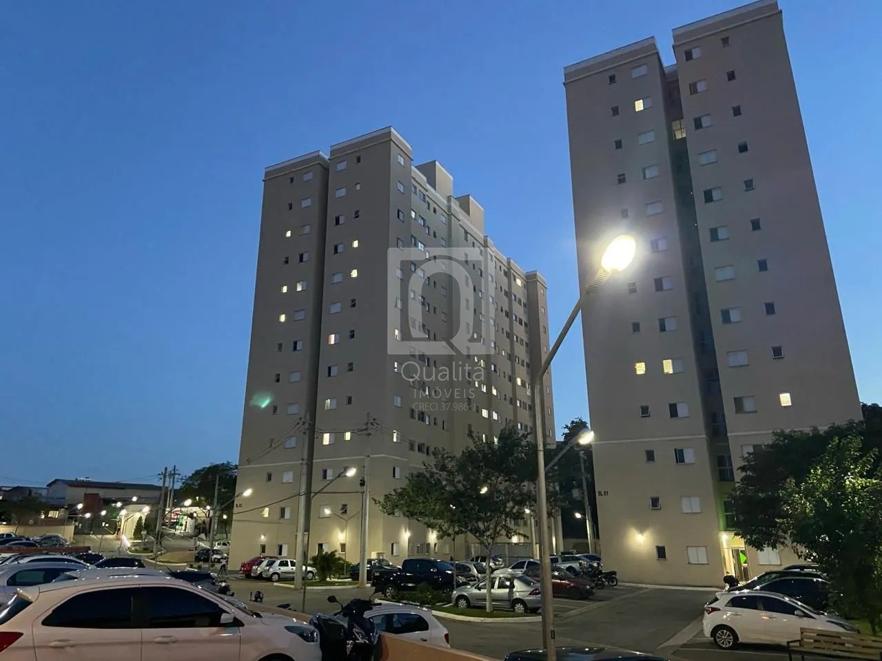 Apartamento à venda com 2 quartos, 52m² - Foto 12