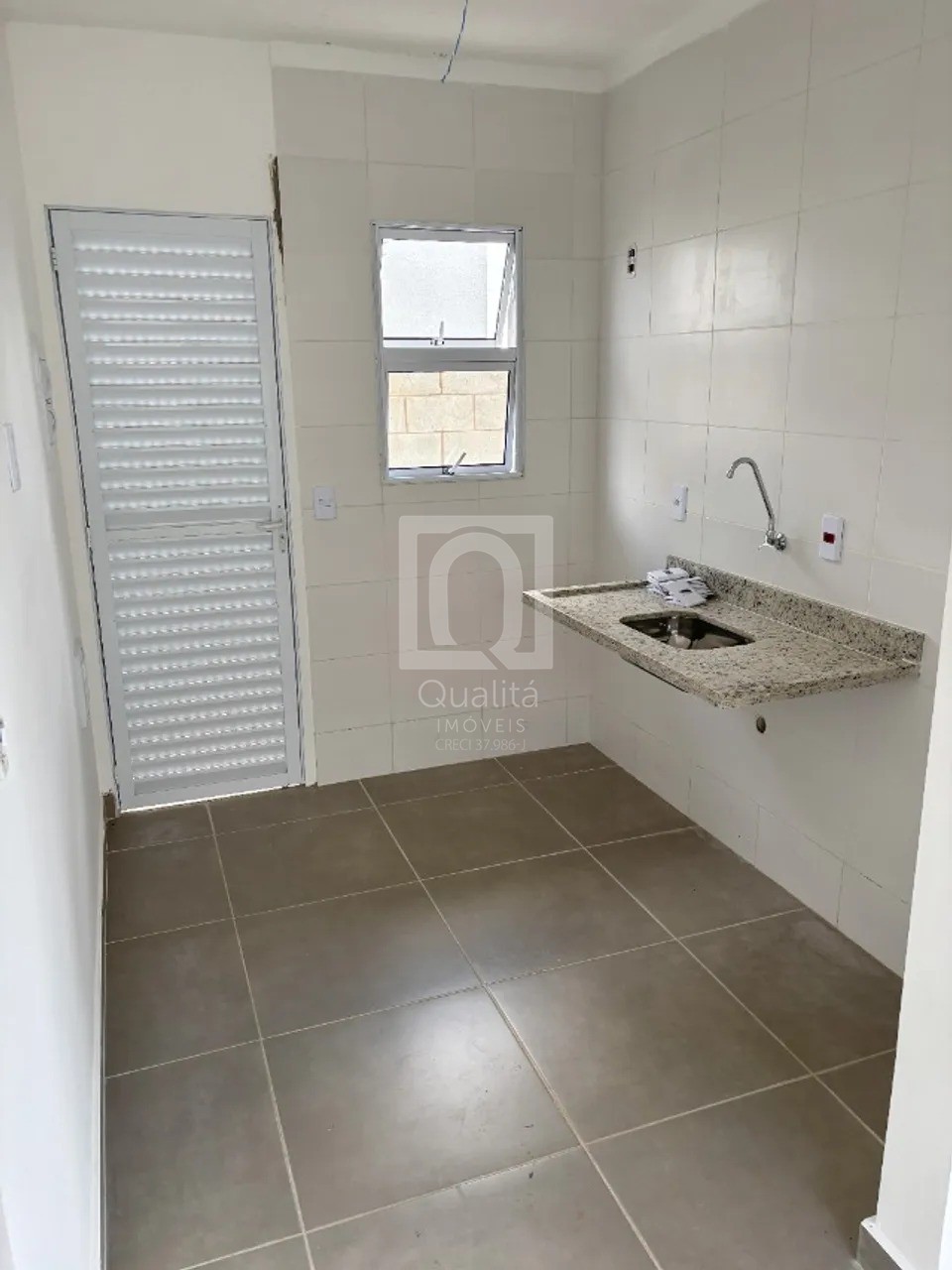 Casa de Condomínio à venda com 3 quartos, 173m² - Foto 4
