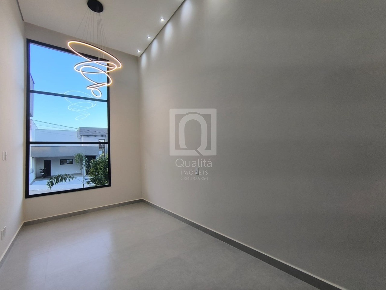 Casa de Condomínio à venda com 3 quartos, 200m² - Foto 2
