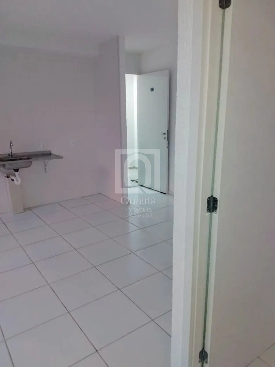Apartamento à venda com 2 quartos, 40m² - Foto 3
